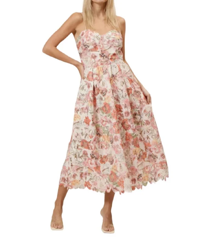 Women's Chic Apparel Limited Quantities Mona Lace Dress In Floral