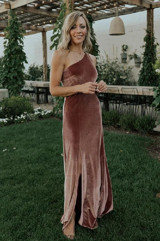 Women's Evening Garments Romantic Date - Night Ensemble Tatiana Velvet One Shoulder Maxi Dress | Rose