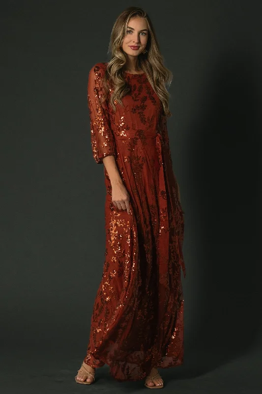 Women's Holiday Outfit Classic Timeless Elegant Style Destiny Sequin Maxi Dress | Cinnamon