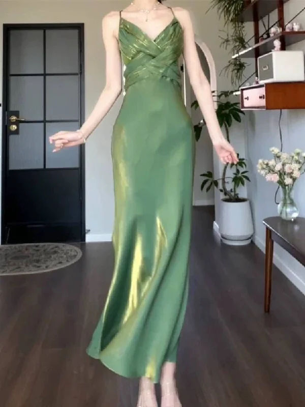 Women's Elegant Outfit Chic Urban Fashion Look Pretty Sheath Spaghetti Straps Satin Green Long Prom Dresses C2377