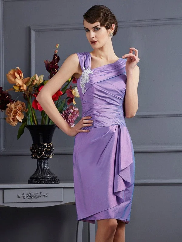 Women's High-Fashion Clothes Effortless Comfort Sheath/Column Sleeveless Applique Short Taffeta Bridesmaid Dresses