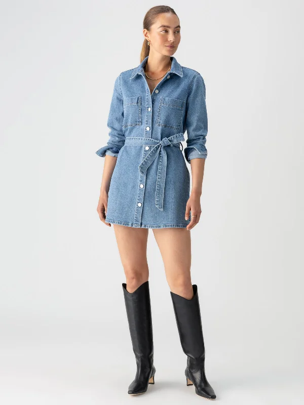 Women's Functional Outfit For Outdoor Activities Elegant Contour Denim Utility Shirt Dress Solar Flare