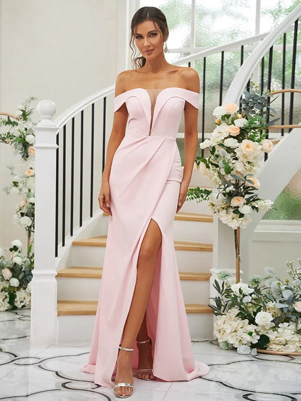 Luxury Women's Clothes Bold Patterns Sheath/Column Stretch Crepe Ruched Off-the-Shoulder Sleeveless Sweep/Brush Train Bridesmaid Dresses