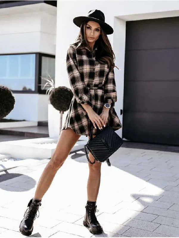 Women's Seasonal Attire Y2K Nostalgic Fashion Look Leavenworth Cotton Pocketed Plaid Shirt Dress